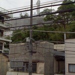 カフェ ワリ - 窓から平和観音が見えます