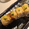 炭火串焼　白虎 - ②笹身【塩】山葵載せ
レア気味で好みですが保水が弱く少し乾き気味かな