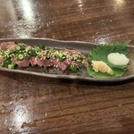 御厨酒場 えびす - 牛レバ刺し