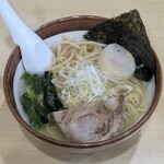ラーメン 尹善栄の店 - 塩ラーメン　950円