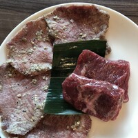 焼肉うしごろ 新宿三丁目店 - 