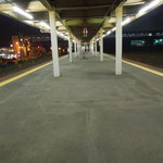 麺屋 菜々兵衛 - 人影のない平和駅