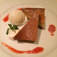 37 Steakhouse & Bar - 