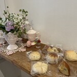 レ・カドゥ・サンセ - 春用のインテリアに変わってました(๑˃̵ᴗ˂̵)