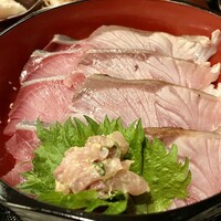 日本料理 雲海 - ぶり丼 刺身、あぶり、なめろう