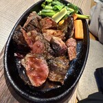 ステーキ&ハンバーグそして勝揚げ 肉山 - 