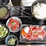 焼肉処いっとう - カルビ ＋ ハーフハラミ ランチ（ご飯大盛り）