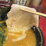豚骨醤油ラーメン 王道家 - 