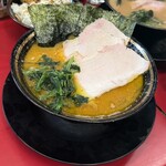豚骨醤油ラーメン 王道家 柏店 - 
