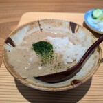 好日 - “富山こしひかり” の白米で“自然薯ごはん”。 