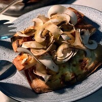 CADRAN - 有機マッシュルームとパンチェッタのタルトフランベ