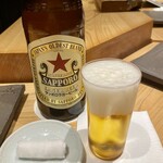 鮨処 池上 - 瓶ビール：サッポロ赤星