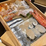 鮨処 池上 - 本日のネタ