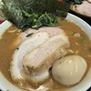 家系ラーメン 王道家直伝 との丸家  八潮店