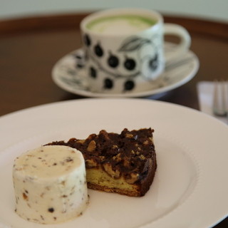 サノワ サロンドテ_1