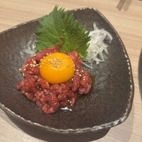 近江うし 焼肉 にくTATSU 青山本店 - 
