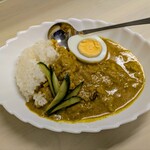 tell me キッチン - スパイスポークカレーには
      　　無農薬白米ごはんをチョイス