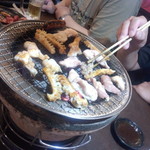 福山駅前酒場　情熱ホルモン - 焼き始めて後半①(2014.07.05)