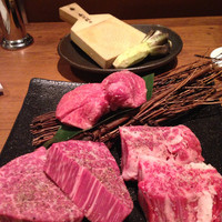 焼肉うしごろ 西麻布本店 - 厚切り3点セット とろけるタン
