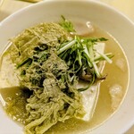 tell me キッチン - 鶏飯用スープで餡掛け湯豆腐(豚スライス肉、水菜、おぼろ昆布チョイス)
