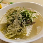 tell me キッチン - 鶏飯用スープで餡掛け湯豆腐(豚スライス肉、水菜、おぼろ昆布チョイス)