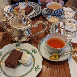 cafe&gallery *LUPOPO*_1