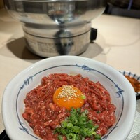 牛刺しと焼肉 仔虎 クリスロード店 - 