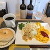 nature cafe - ベーグルとサラダとたまご料理の盛り合わせ(600円)＋ホットコーヒー(200円)