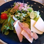 ル・トリアノン - ハムと野菜が美味しかった