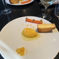 ラ・ボンヌターブル - 