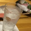 大衆酒場 YATSU the CAFE - 芋焼酎ソーダ割り500円＆鮮魚の刺身4種盛2000円（R7.2）