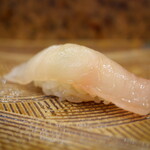 にぎり鮨 一五〇 - ひらめ