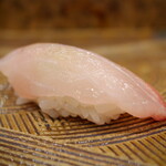 にぎり鮨 一五〇 - 熟成クエ（おすすめ）