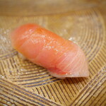 にぎり鮨 一五〇 - 寒ブリ（おすすめ）