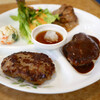 洋食屋ハンブンバーグ - ハンブンバーグ　¥800