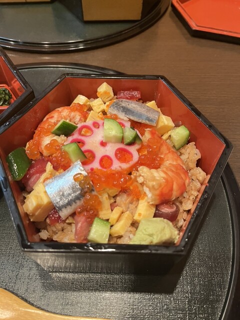 Shirokanedai Sushi Cho photo 3