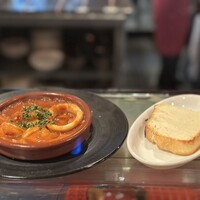 白金Baru - ガーリックトーストorフォカッチャ ＋100円