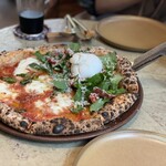 Pizza 4P's - 香ばしく食感も良い美味しい！