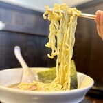 麺や 虎 - 太麺に変更してもらいましたぁ〜