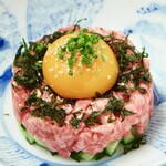 牛燒炙生拌肉 seasoned raw beef