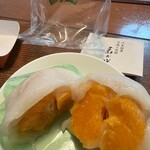 武市神栄堂菓子店 - せとか大福、断面