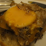 ペッシェ・ロッソ - 鶉卵を崩しました。