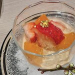 おい河 - あまおう苺とせとか、白ワインジュレ乗せ