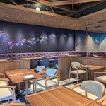 Pub & Grill 7 TAPS TAVERN - 