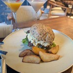 Pub & Grill 7 TAPS TAVERN - 