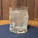 立呑み とだか - 生姜漬けウォッカのソーダ割り。生姜の香りがすごい！
      2025年2月25日