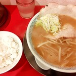 札幌ラーメン キヨリト - 味噌ラーメンとごはん