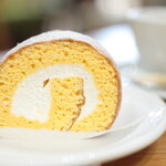 大垣書店&CAFE - 料理写真:ミルキーロール。