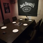 How High The Moon - 案内して頂いたテーブル席。