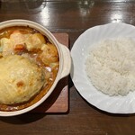 エポック - 煮込みハンバーグとご飯